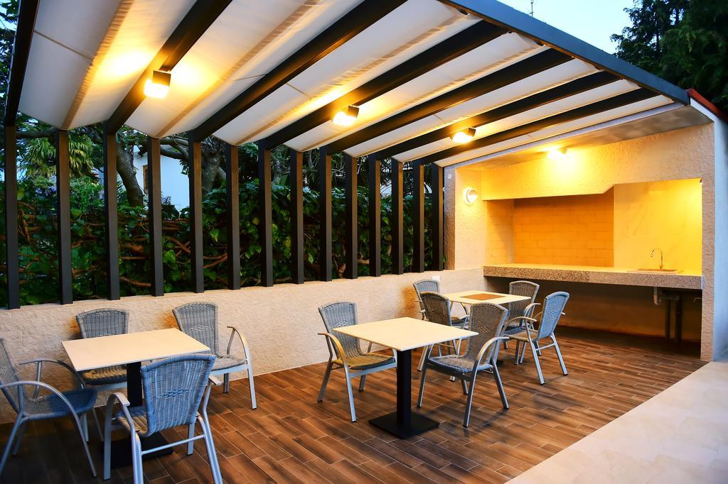 Apartments Zdjelar Пореч Екстериор снимка