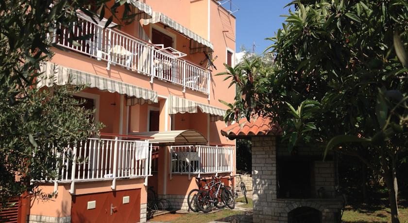 Apartments Zdjelar Пореч Екстериор снимка